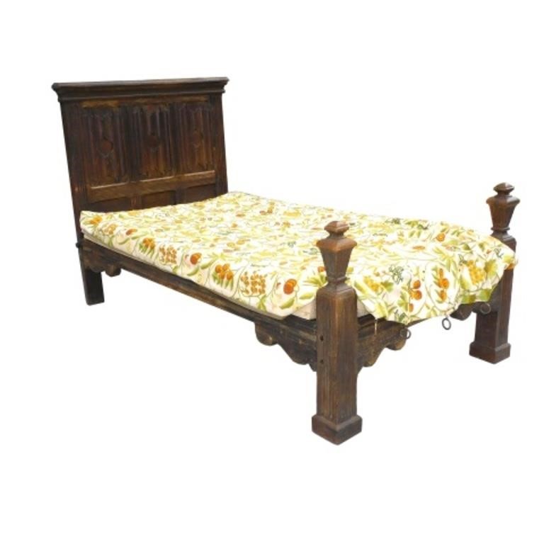 JACOBEAN OAK BED 17TH CENTURY  3c8d68