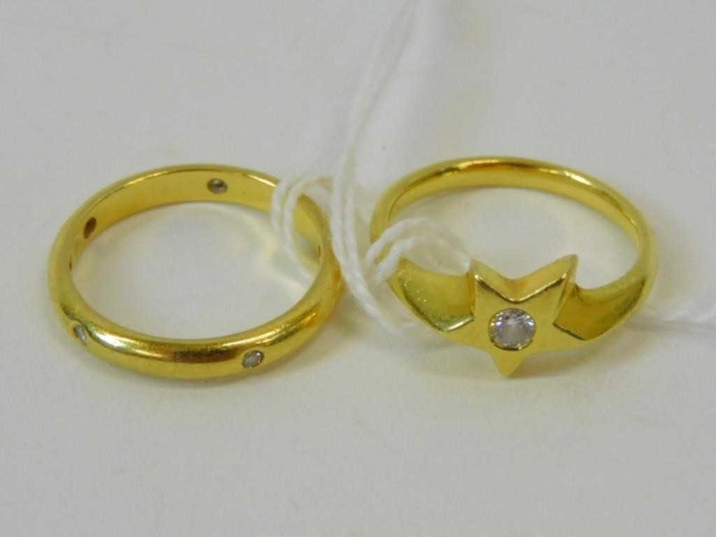  2 GOLD AND DIAMOND RINGS 20TH 3c8dfb