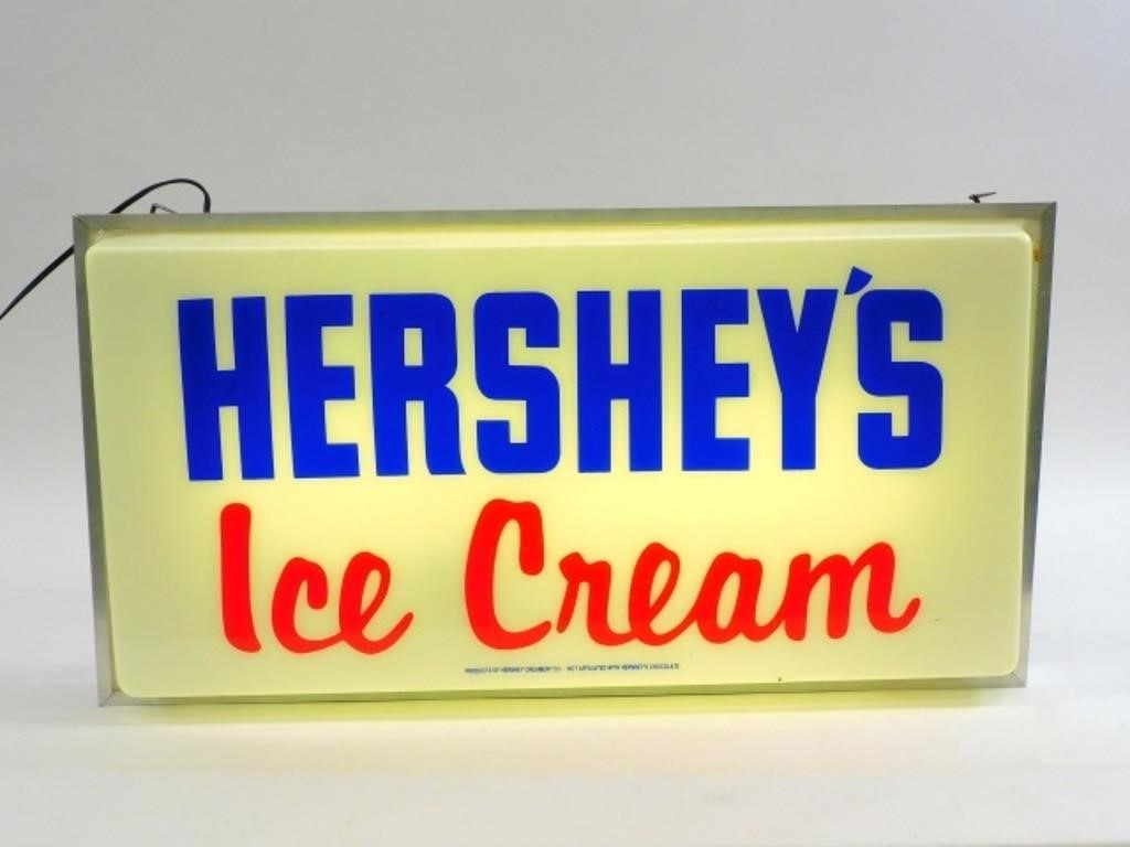 VINTAGE ILLUMINATED HERSHEY’S