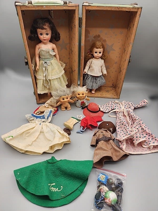 Vintage Dolls in Case As Found. Vintage