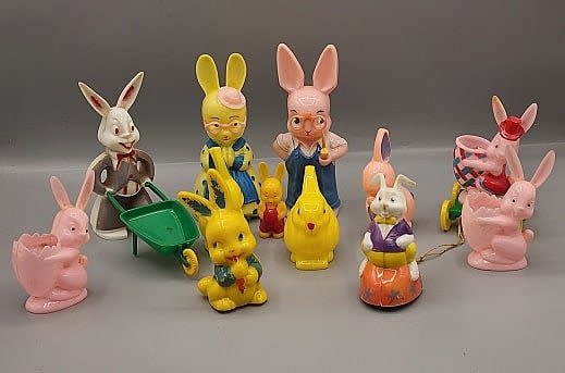 Group of vintage c1950 early plastic