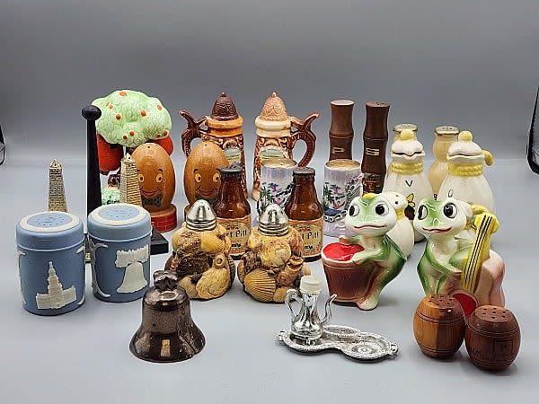 Vintage Salt and Pepper Shakers-Souvenir