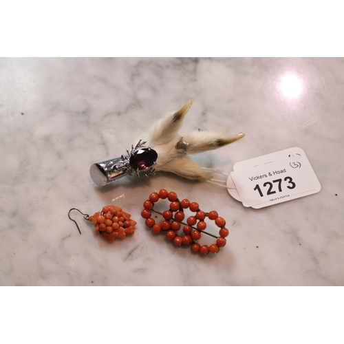 Two vintage brooches, coral bead and