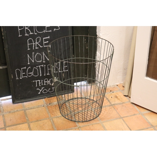 Large wirework basket approx 46cm 3c930d