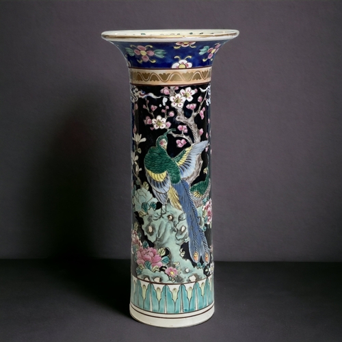 A JAPANESE YAMATOKU ENAMELS PAINTED