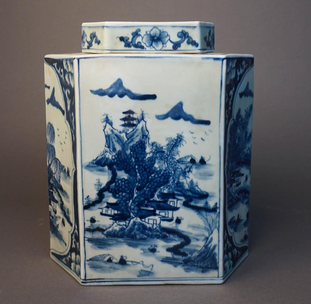 CHINESE BLUE AND WHITE PORCELAIN 3c6f0e