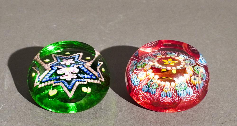 TWO PERTHSHIRE FLORAL LAMPWORK 3c7213