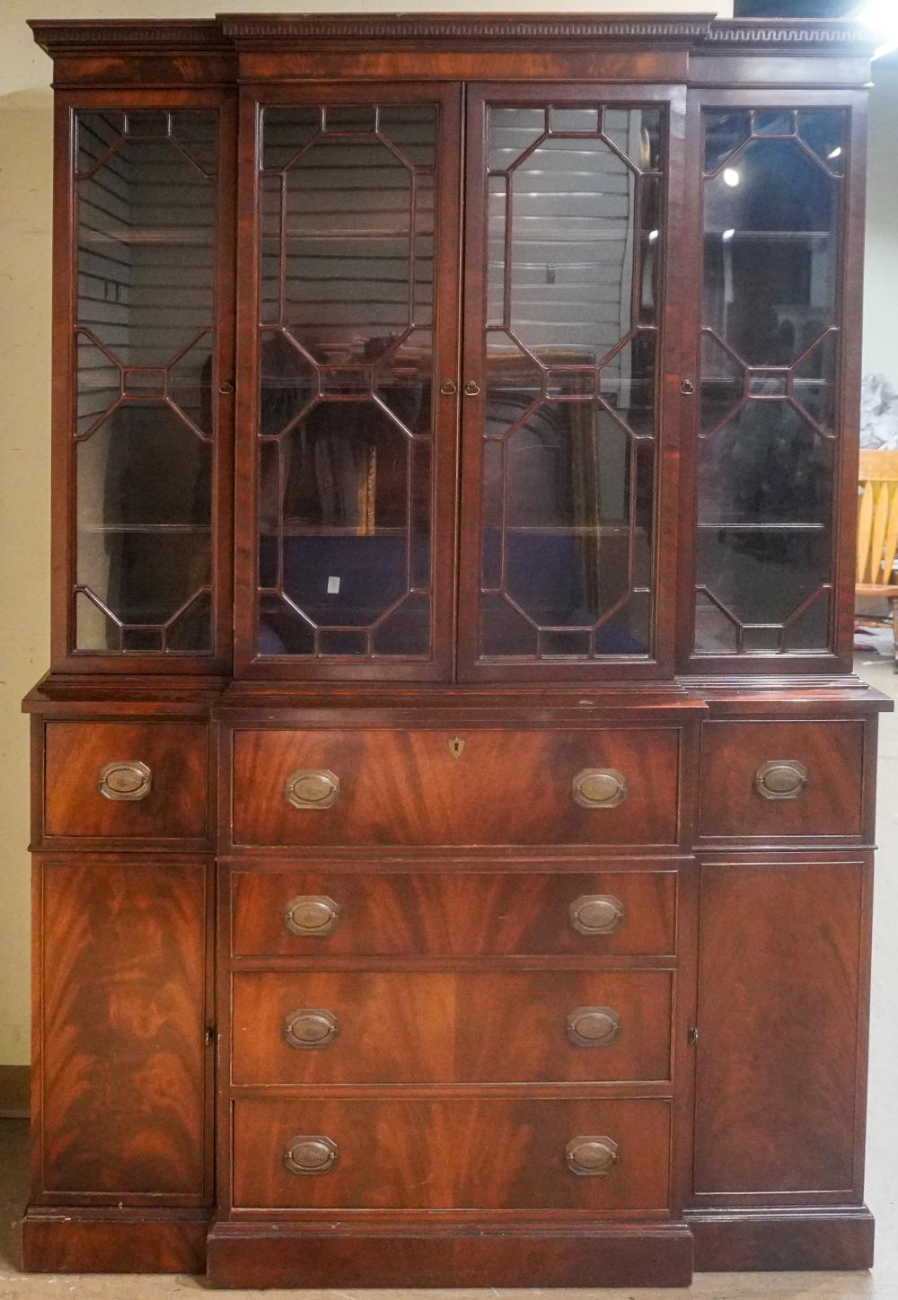 FEDERAL STYLE MAHOGANY BREAKFRONT CABINET