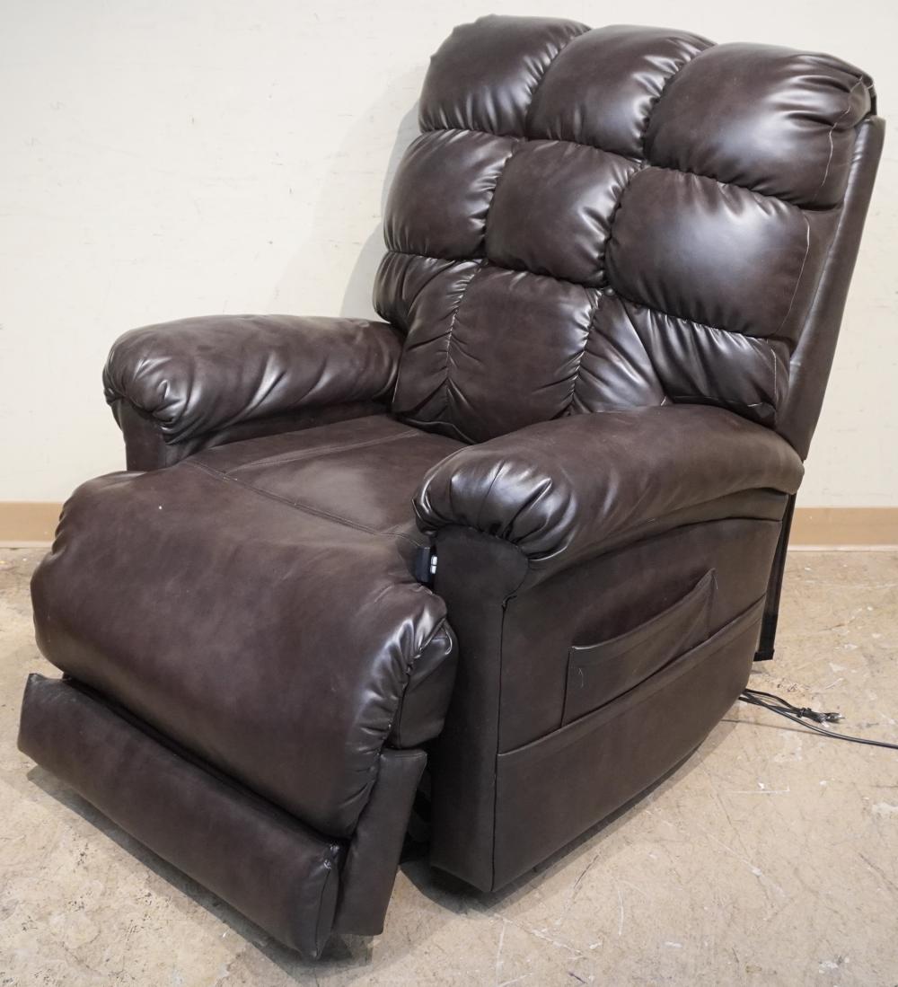 MODERN ELECTRIC RECLINERModern 3c7338