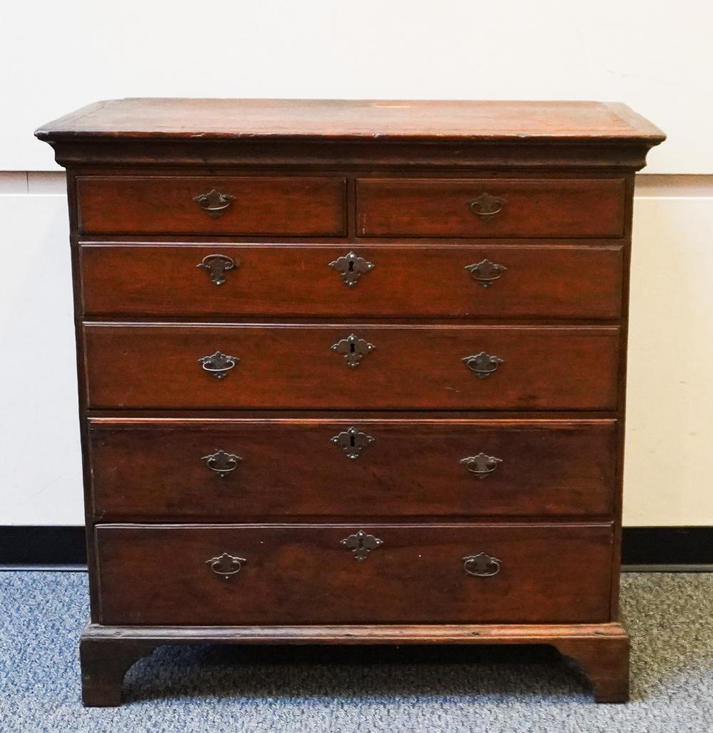 CHIPPENDALE STAINED PINE CHEST 3c733c