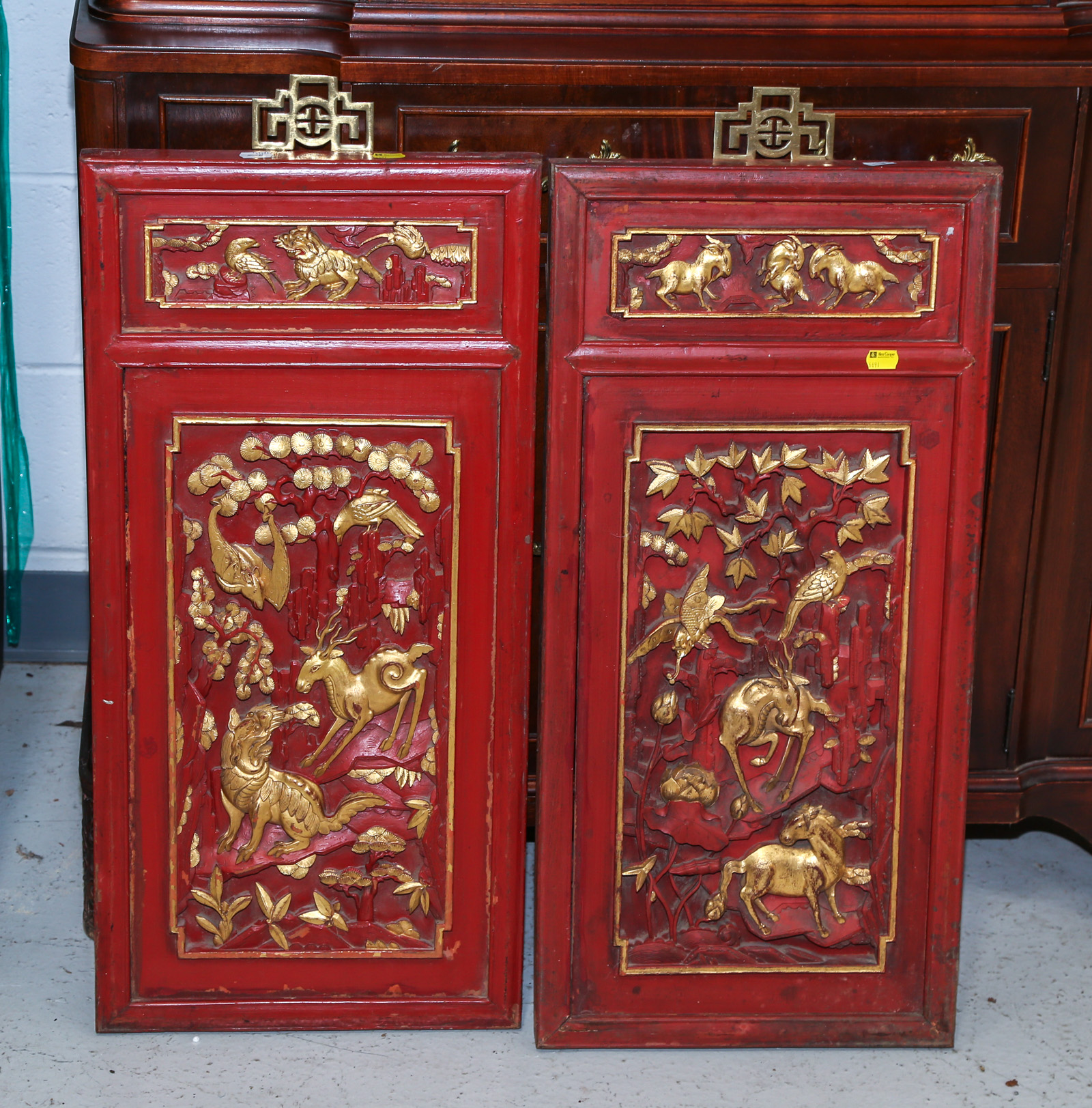 TWO CHINESE CARVED WOODEN PANELS 3c788a