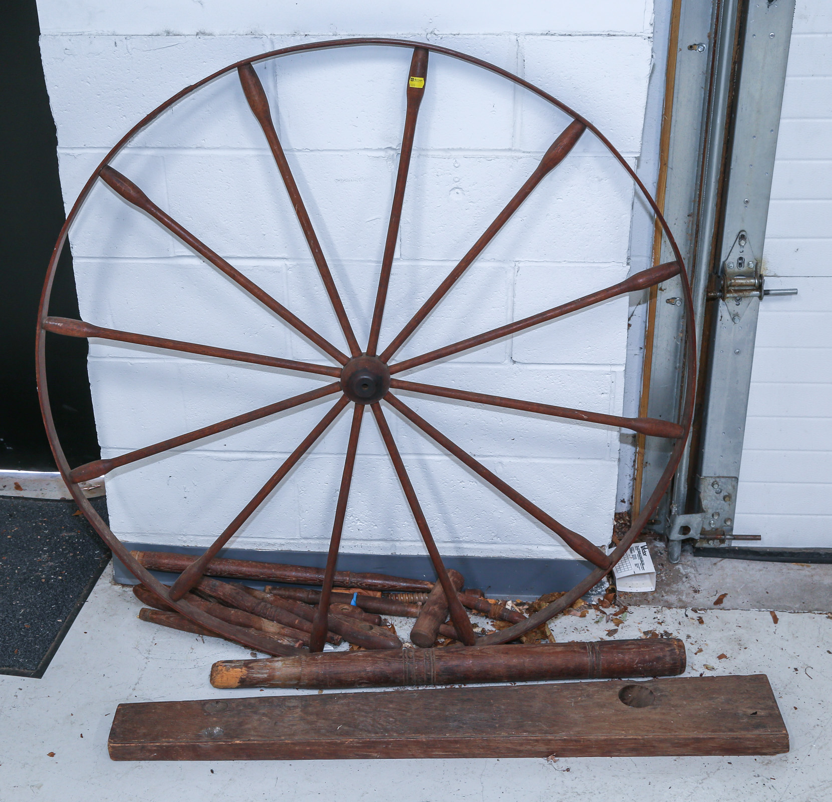 ANTIQUE WOODEN FLAX SPINNING WHEEL 3c7883