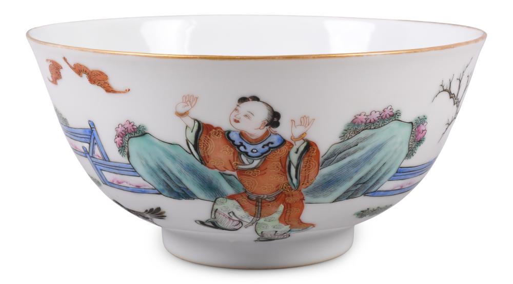 CHINESE FAMILLE ROSE PORCELAIN 3c799d