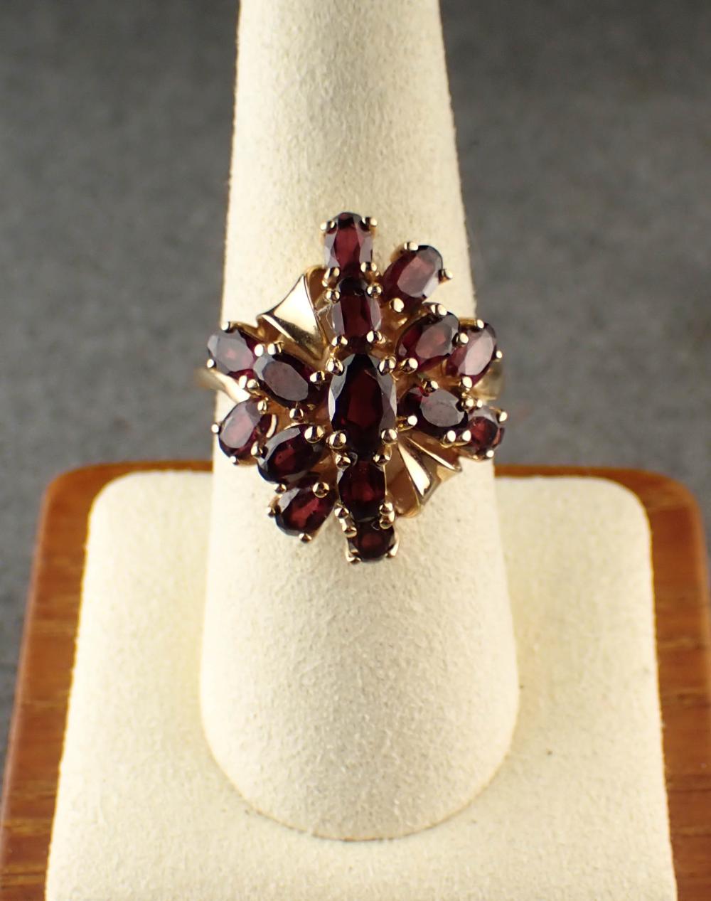 GARNET AND YELLOW GOLD CLUSTER