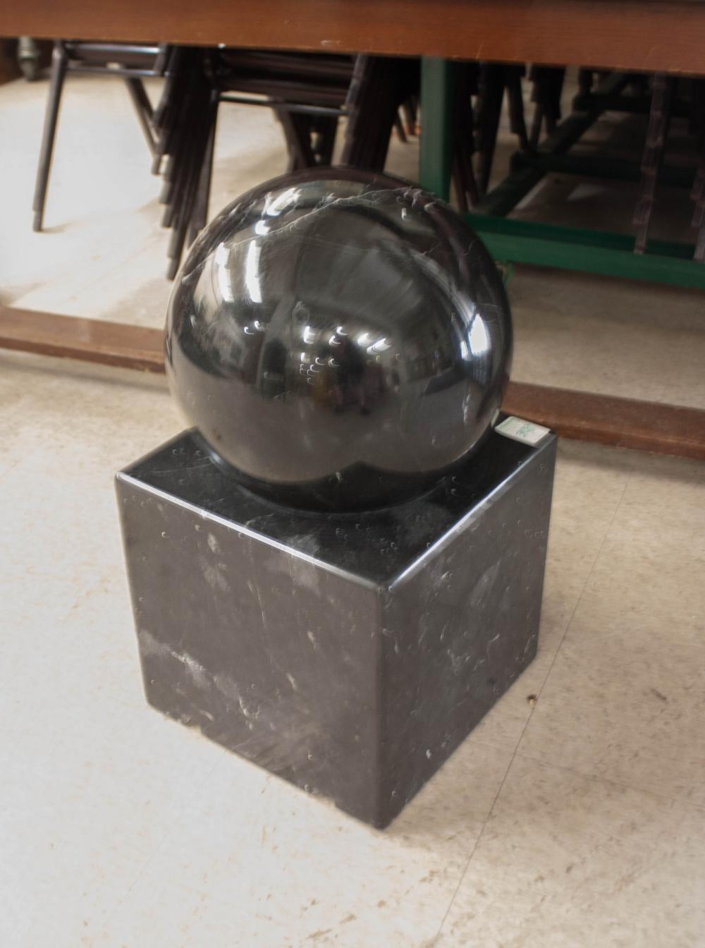 BLACK MARBLE FLOOR SCULPTUREBLACK