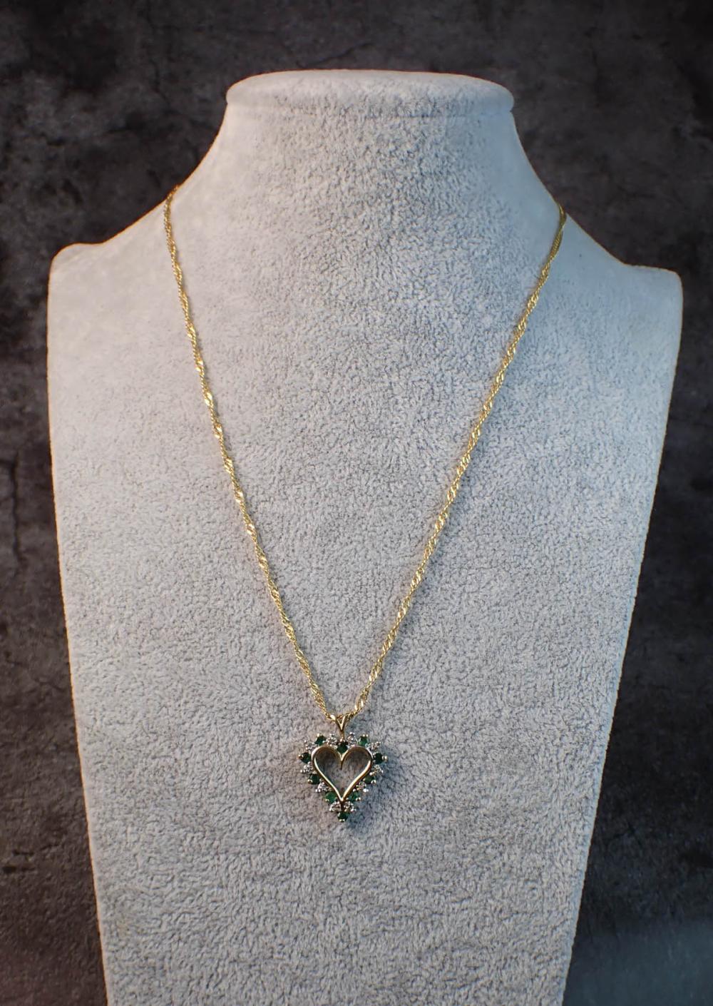 EMERALD DIAMOND AND GOLD PENDANT 3c7c29