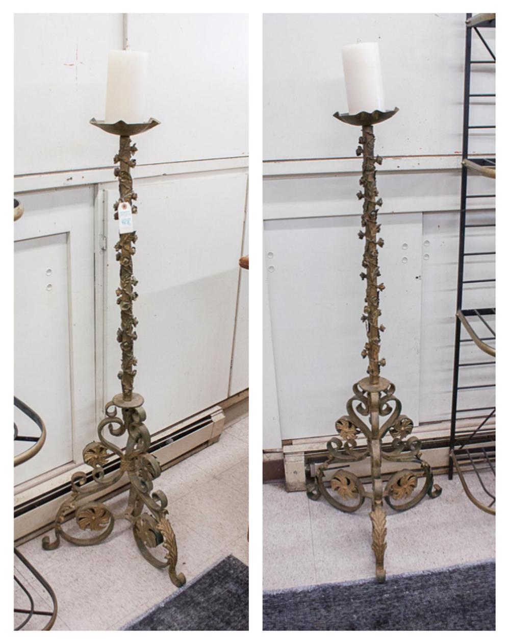 A PAIR OF WROUGHT IRON FLOOR CANDLESTANDSA