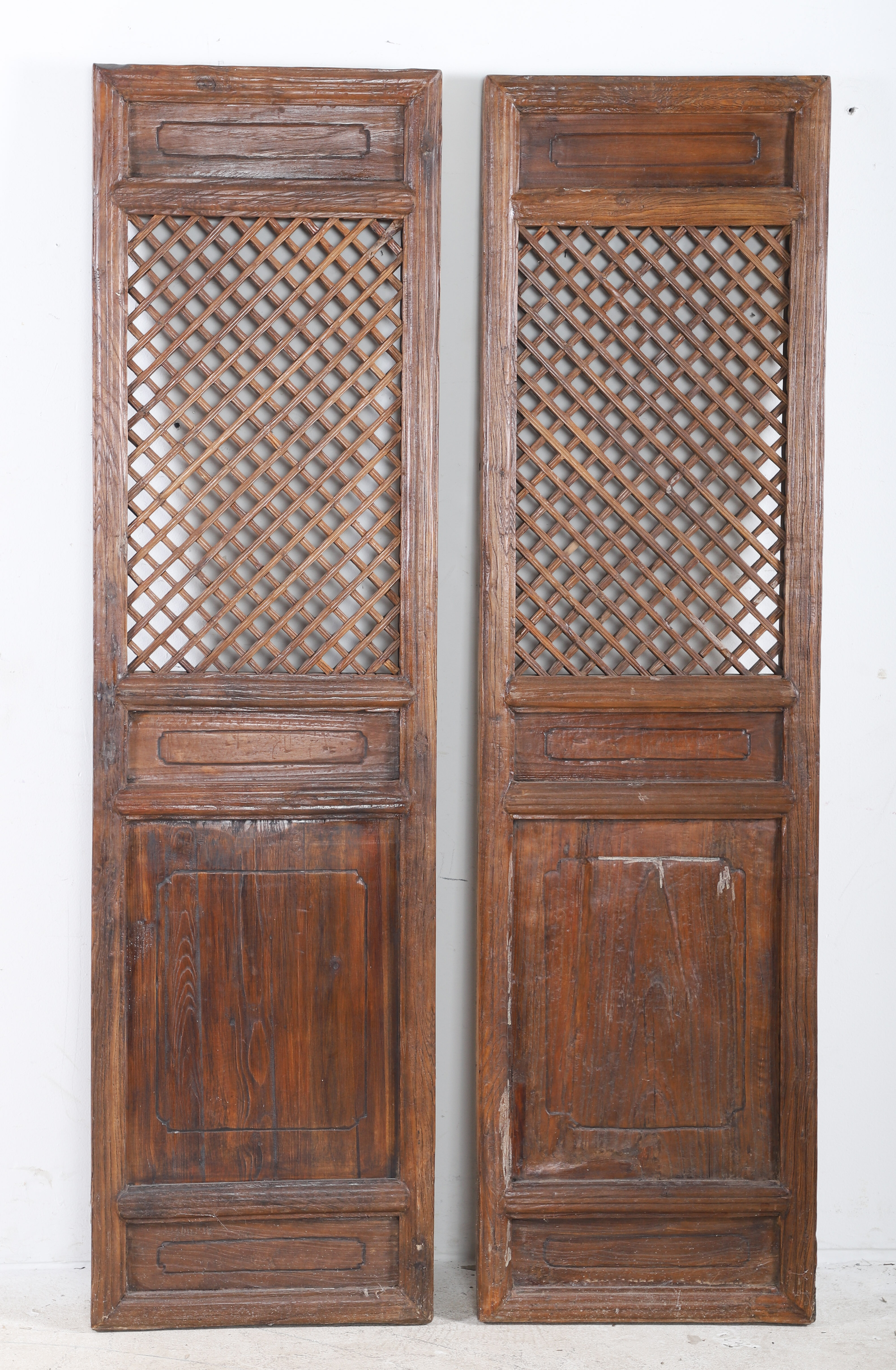 Pair Chinese elmwood carved doors  3ca7b2