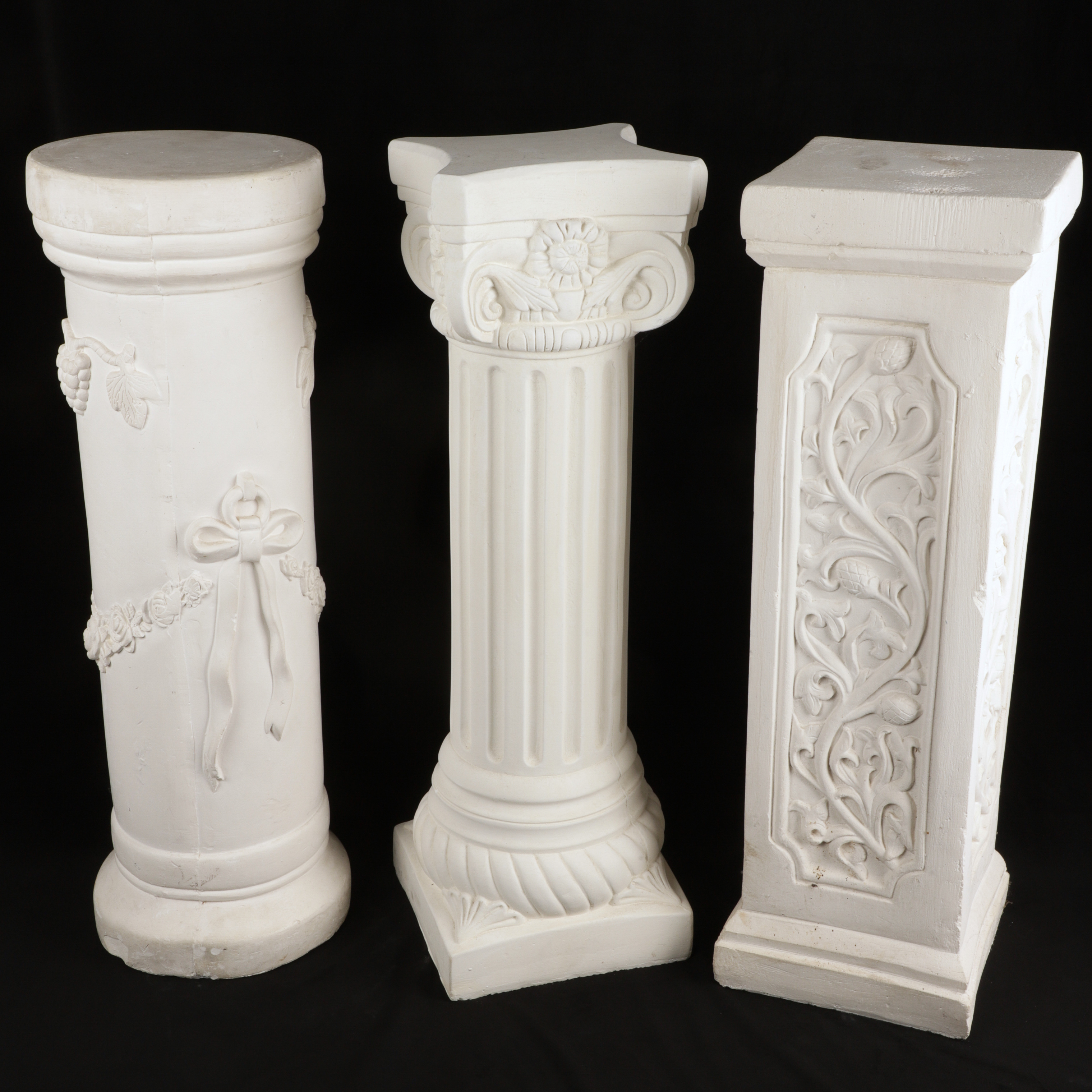  3 Plaster column form pedestals  3ca8a1