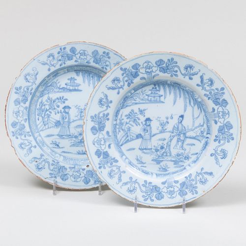 PAIR OF LIVERPOOL BLUE AND WHITE 3ca984