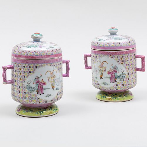 PAIR OF CHINESE FAMILLE ROSE PORCELAIN 3cac1b