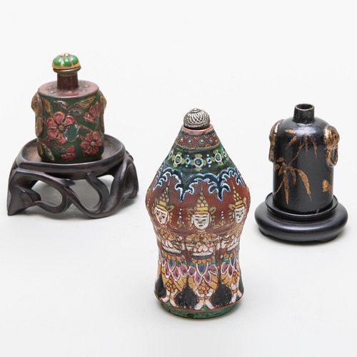TWO CHINESE LACQUER SNUFF BOTTLES
