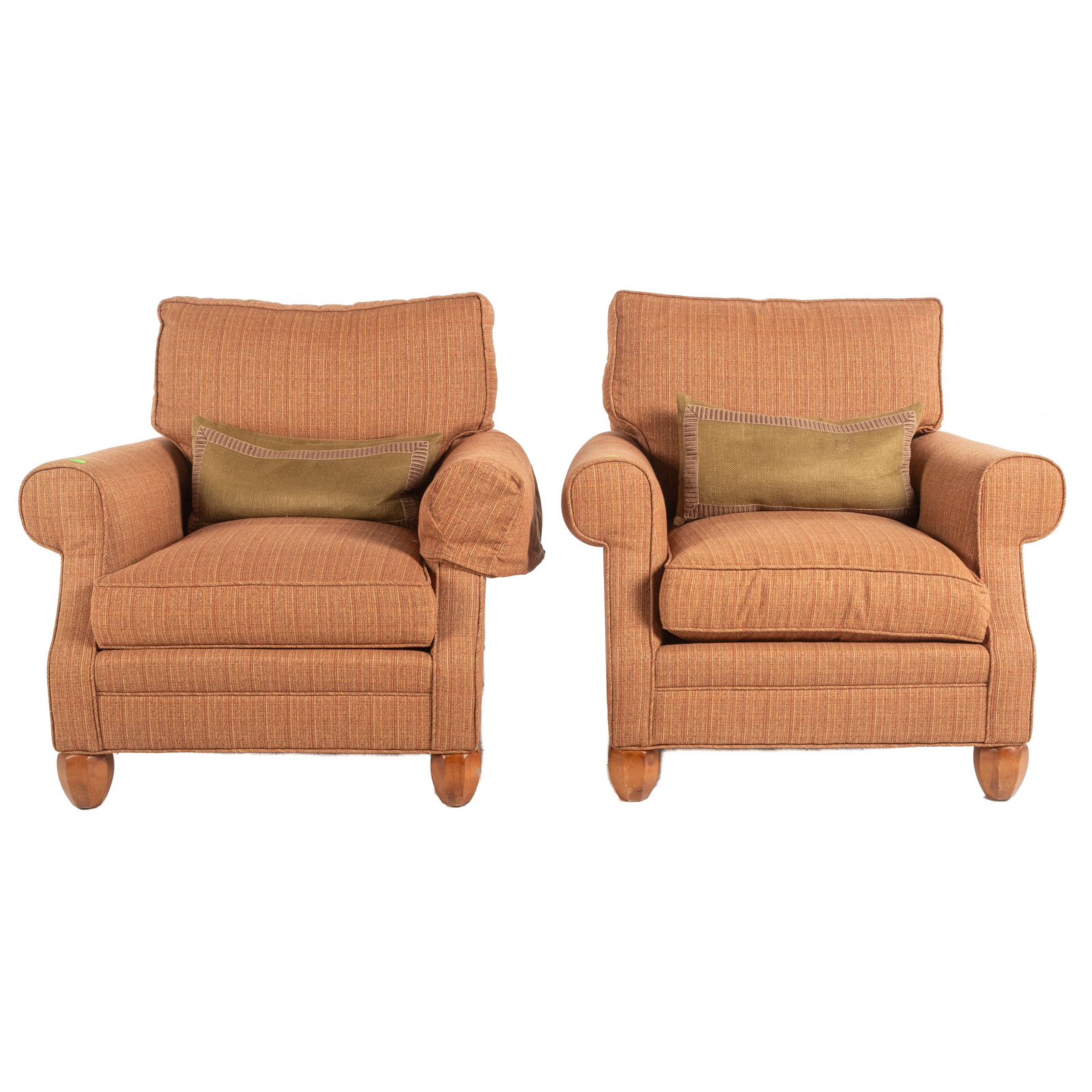A PAIR OF CONTEMPORARY CUSTOM UPHOLSTERED 3cae15