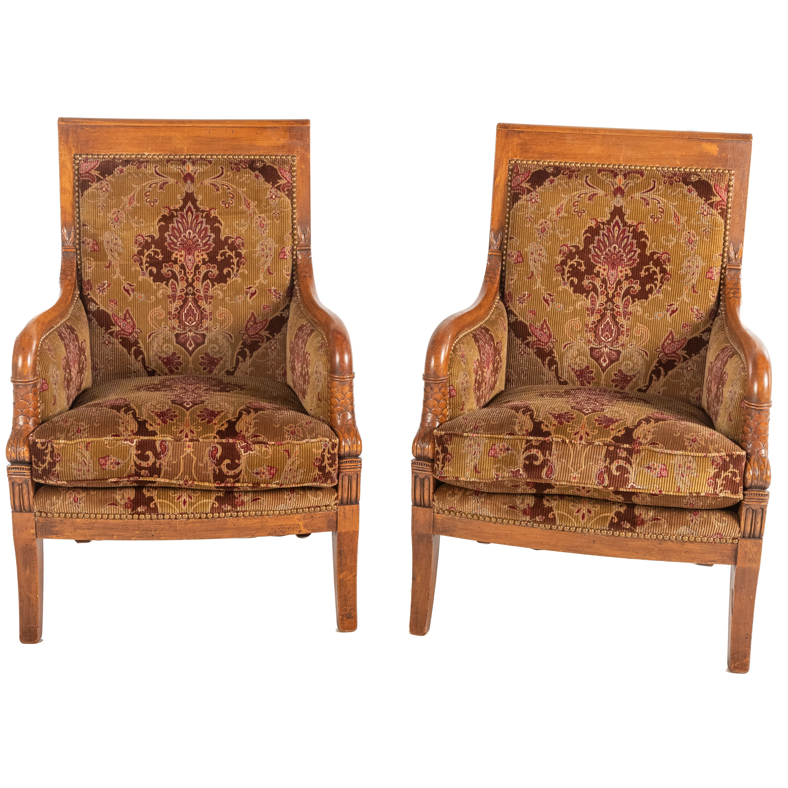 A PAIR OF CONTINENTAL CARVED ARMCHAIRS 3cae19