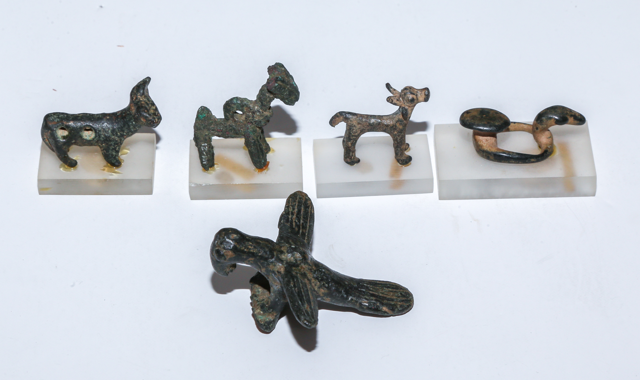 GROUP OF LURISTAN BRONZE PENDANTS 3cb026