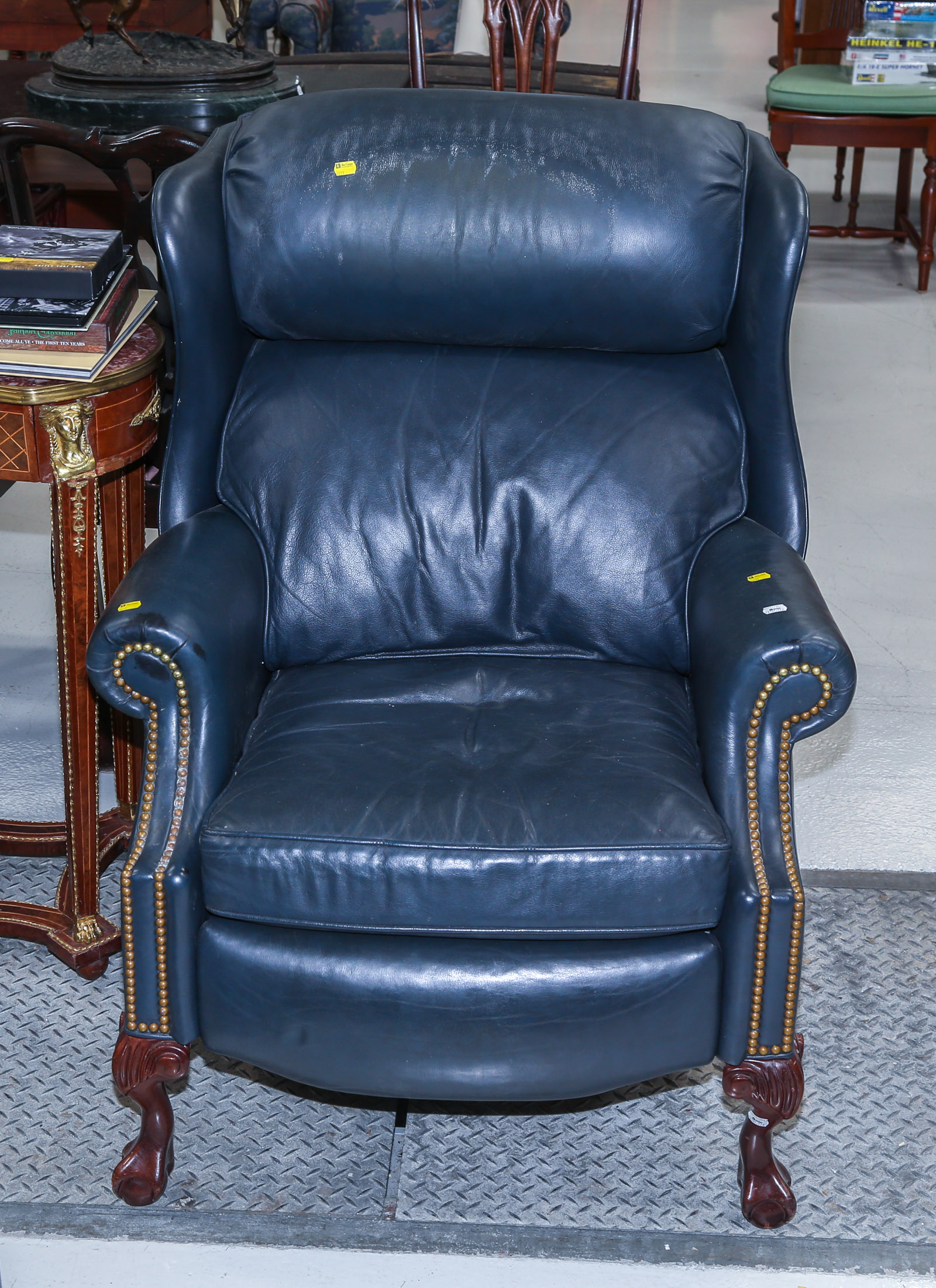 HANCOCK MOORE LEATHER WING CHAIR 3cb236