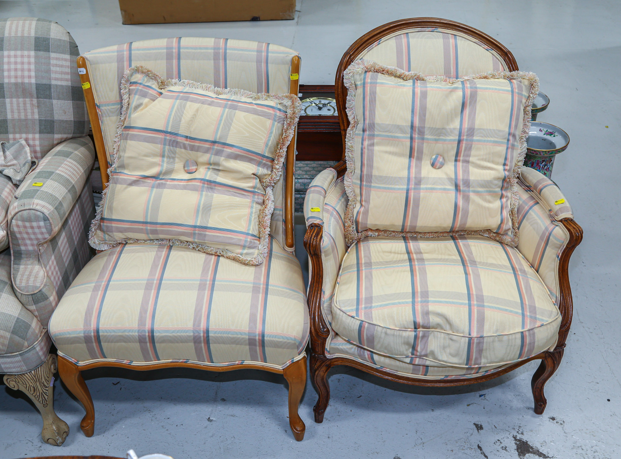 FRENCH STYLE ARMCHAIR A QUEEN 3cb24b