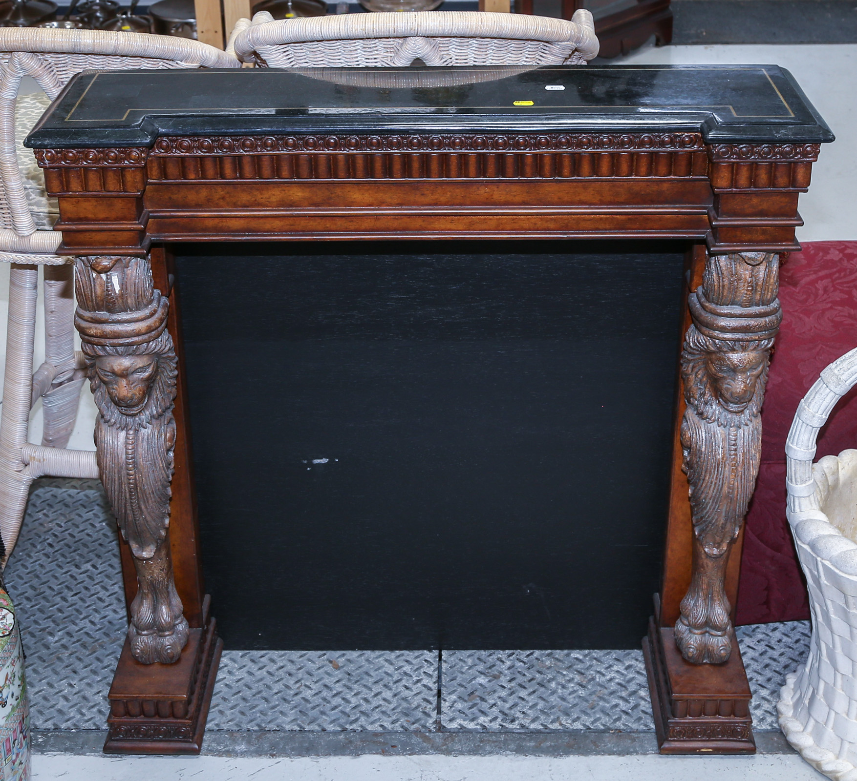 A NEOCLASSICAL STYLE PIER TABLE