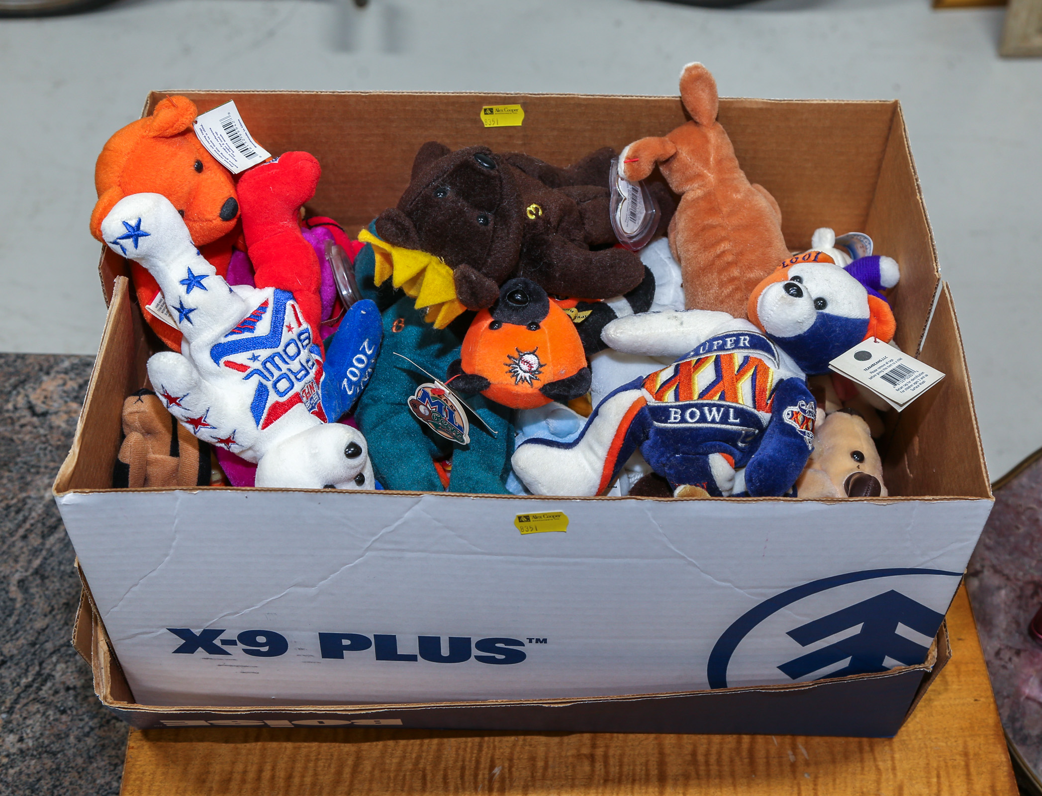 A BOX OF BEANIE BABIES Including