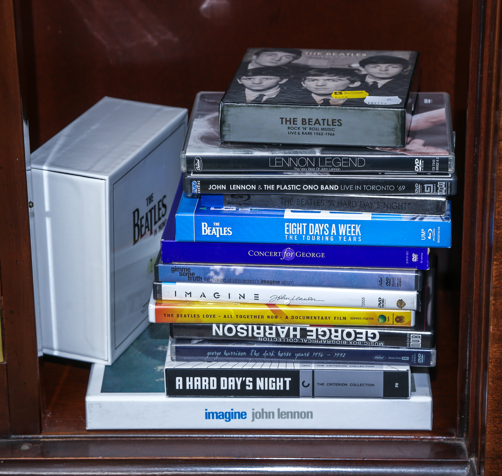 SELECTION OF BEATLES CDS & DVDS