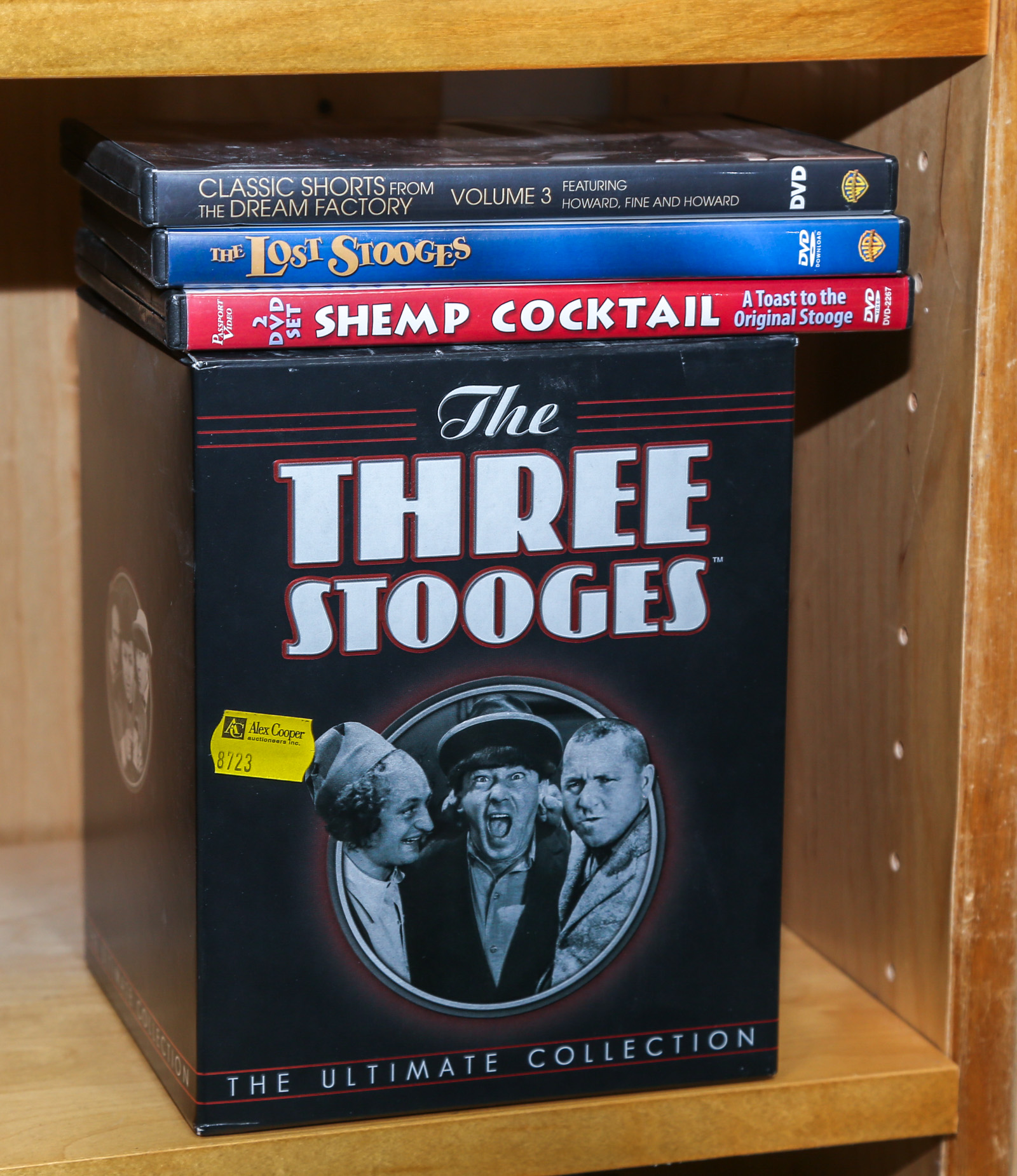 THREE STOOGES "ULTIMATE COLLECTION"