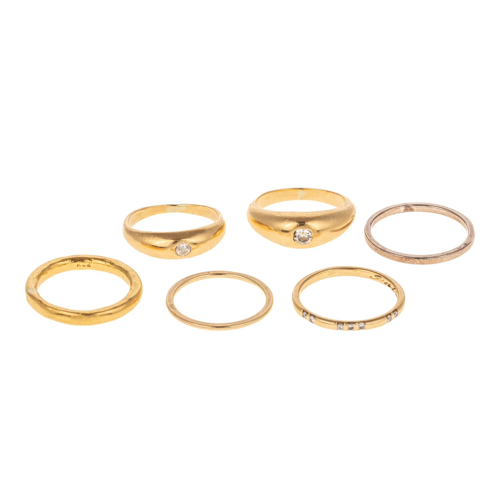 A GROUP OF SIX DIAMOND GOLD BANDS 3cb532