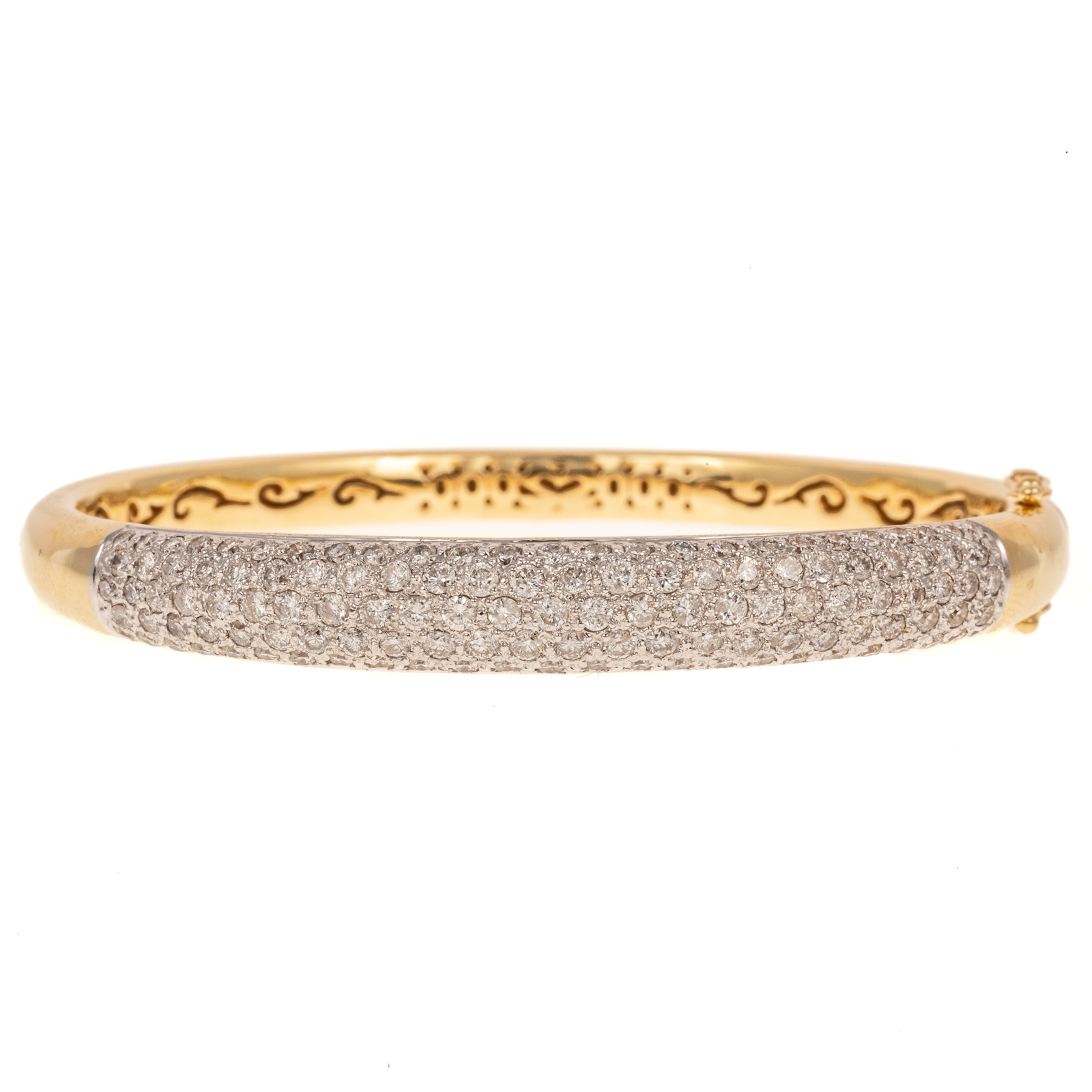 A 4.00 CTW PAVE DIAMOND BANGLE