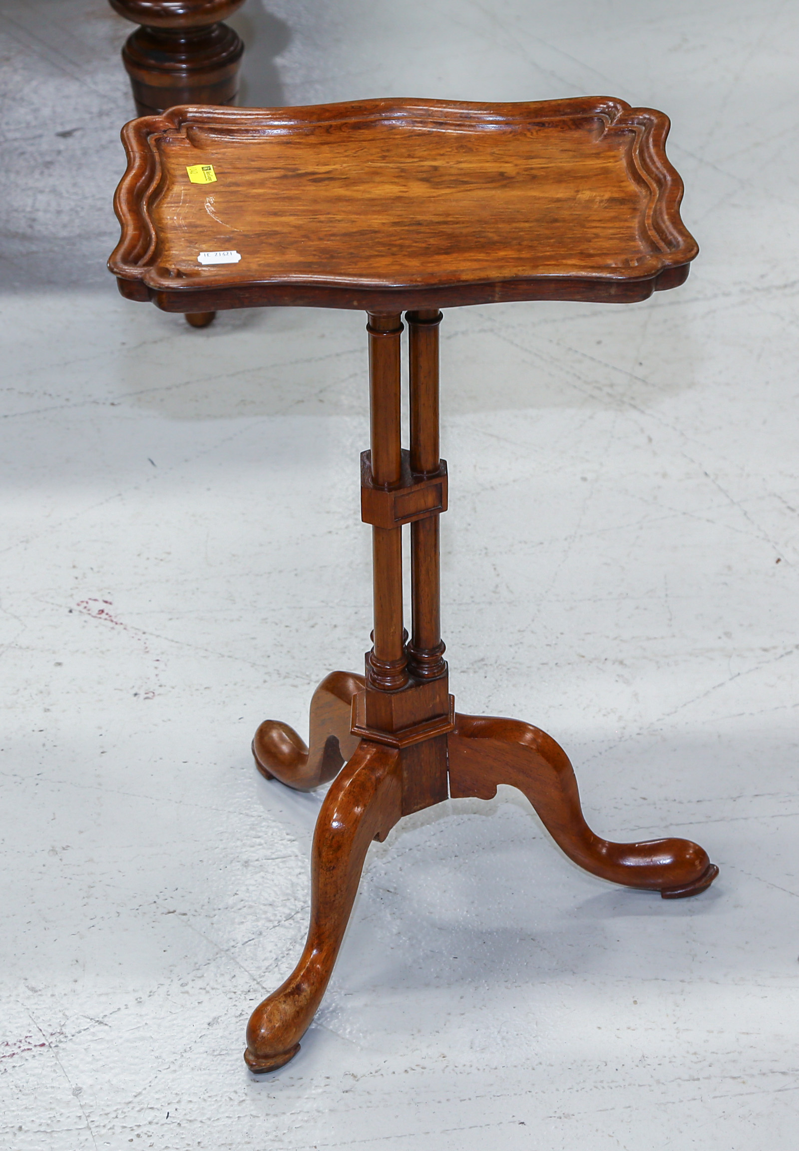 REGENCY STYLE ROSEWOOD COCKTAIL 3cb76f