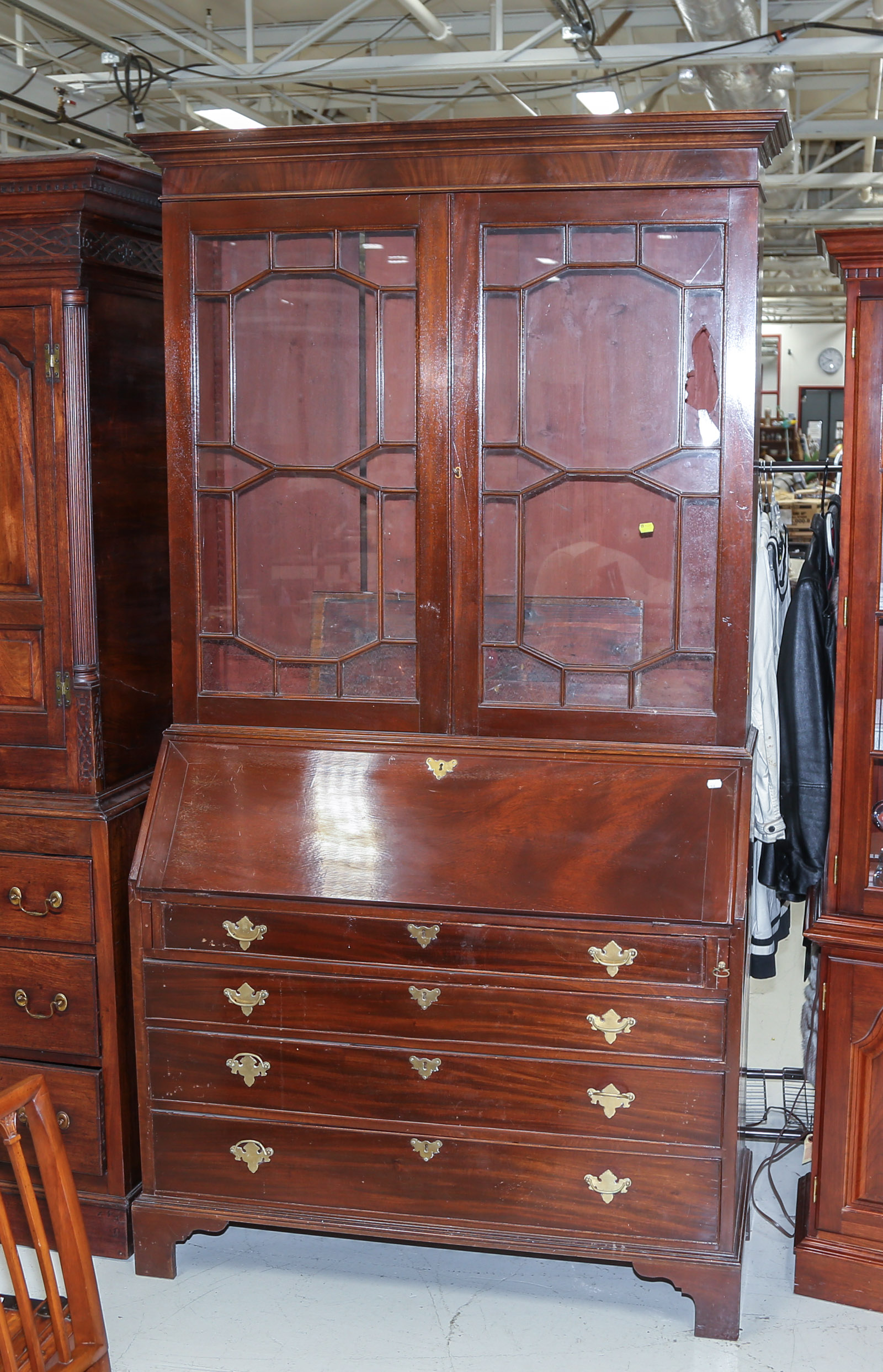 AN ENGLISH CHIPPENDALE STYLE MAHOGANY