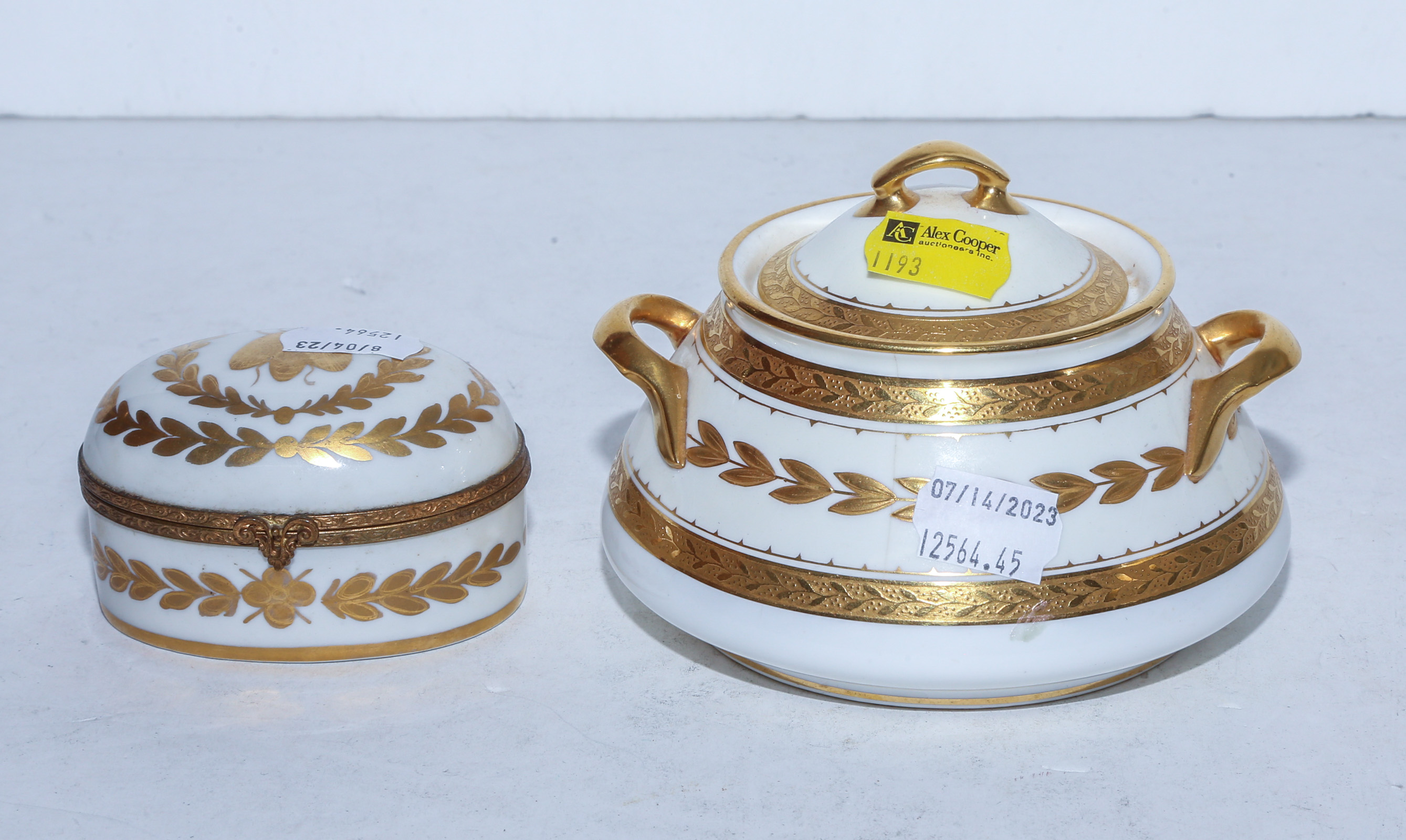 LIMOGES GILT PORCELAIN TRINKET 3cb803