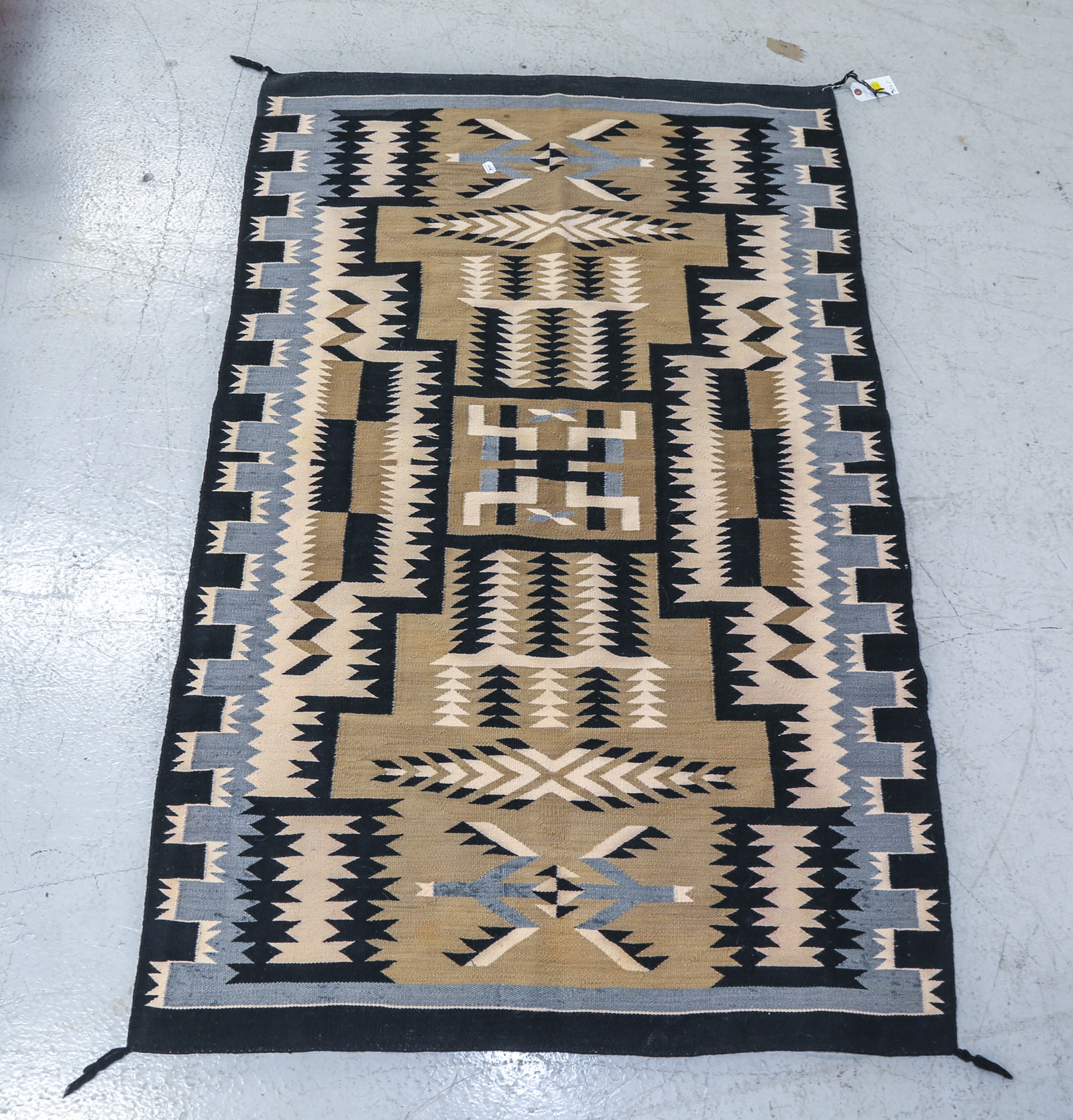 NAVAJO STORM RUG 3 3 X 5 4th quarter 3cb827