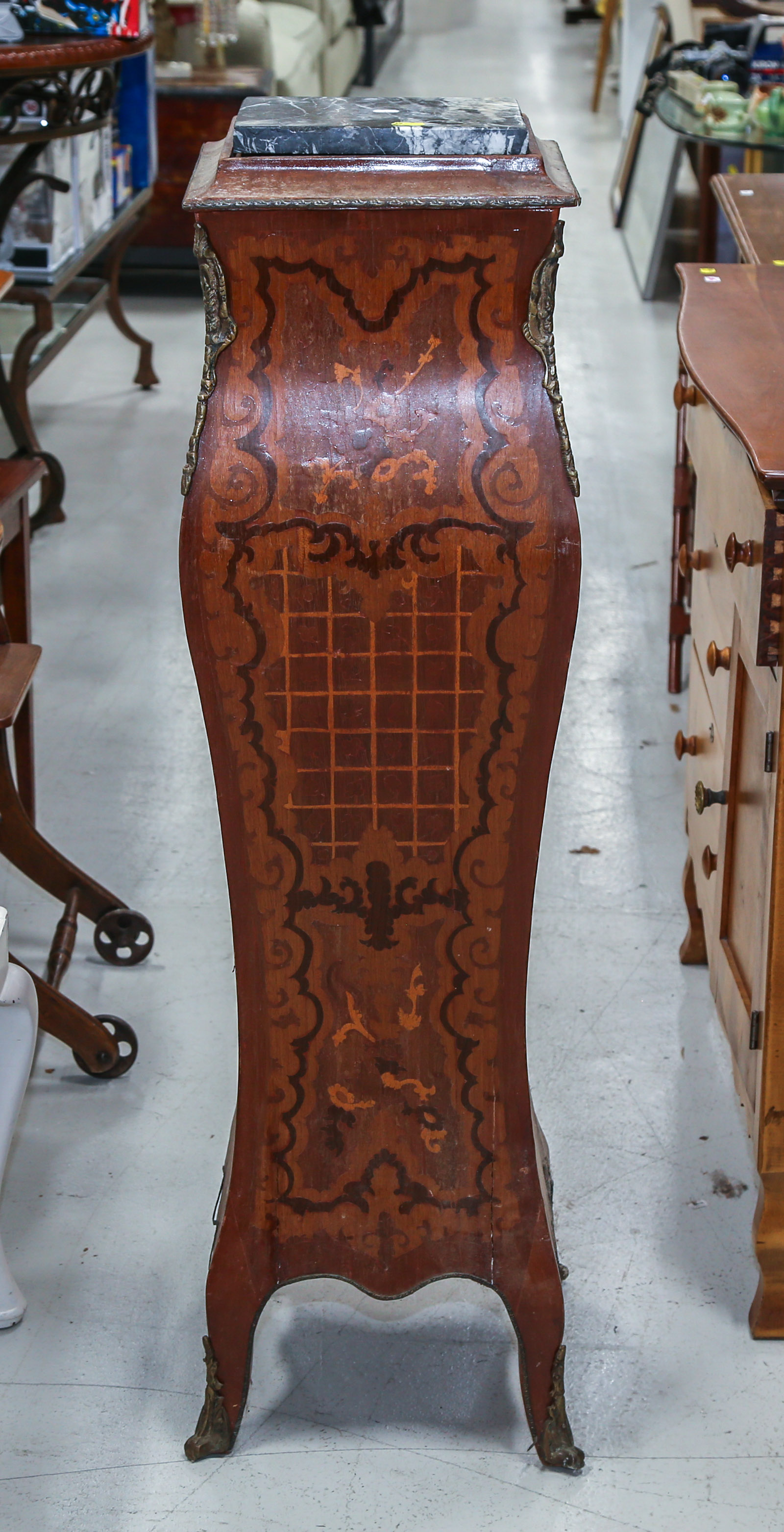 FRENCH STYLE MARQUETRY PEDESTAL