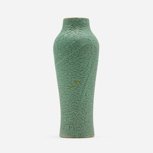 Valentien Pottery. Vase. 1911-14, frothy