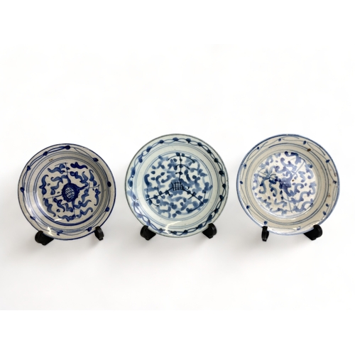 Three Chinese blue & white porcelain