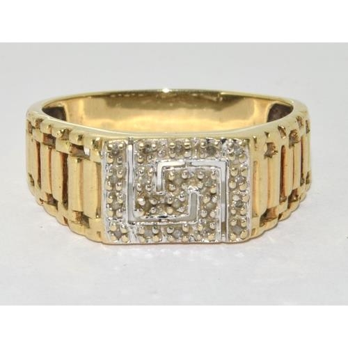9ct gold gents Diamond signet ring 3c95a1