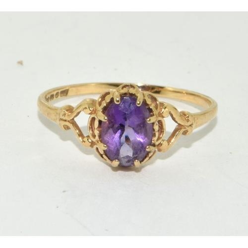 A 9ct Gold Amethyst solitaire 3c95ec