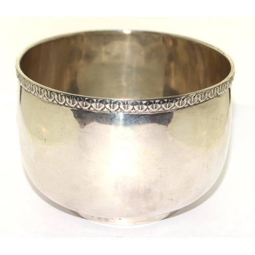 Silver embossed rim side bowl full