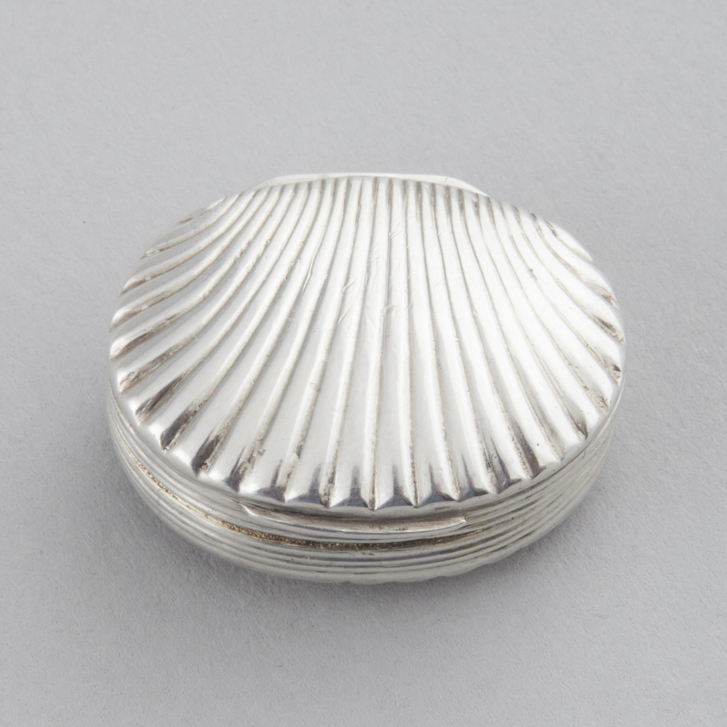 George III Silver Shell-Form Vinaigrette,