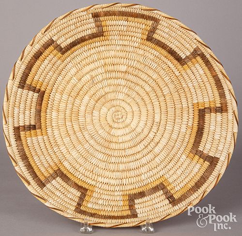 LARGE TOHONO O ODHAM INDIAN COILED 3c9926