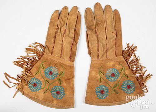 NATIVE AMERICAN INDIAN EMBROIDERED 3c9959
